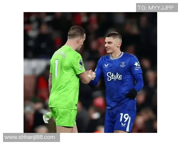 2021年切尔西与埃弗顿精彩对决全场回放及精彩瞬间分析 2021年切尔西与埃弗顿精彩对决全场回放及精彩瞬间分析