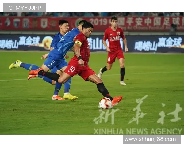 上港与苏宁激情对决海报揭晓期待精彩瞬间与巅峰对抗 上港与苏宁激情对决海报揭晓期待精彩瞬间与巅峰对抗