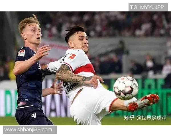 埃尔夫斯堡与索尔的精彩对决揭示足球战术与团队精神的较量