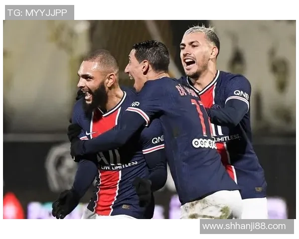 巴塞罗那与曼联激战完场双方表现精彩引发球迷热议