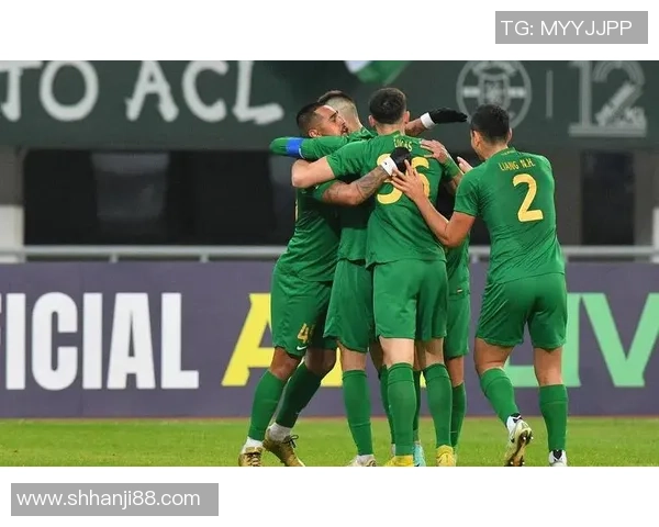 帕斯光荣对决墨尔本城精彩赛事回顾与分析