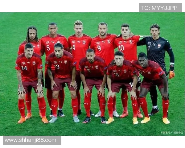 拜仁慕尼黑与佛罗伦萨的巅峰对决展现足球魅力与激情的较量