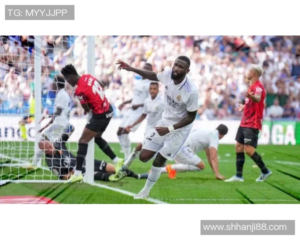 秘鲁与丹麦世界杯对决回顾精彩瞬间与战术分析