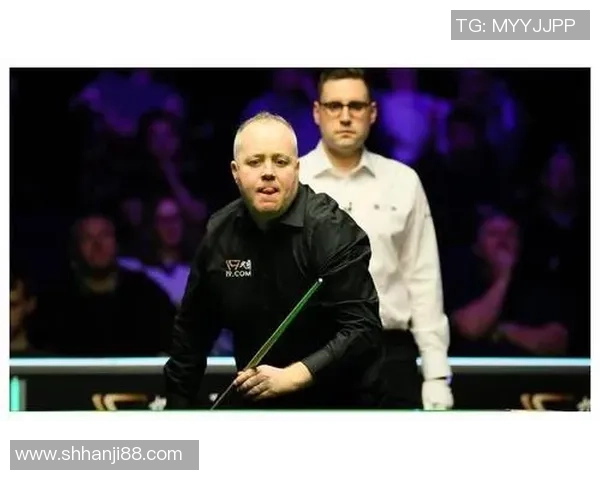 艾伯顿与希金斯的巅峰对决谁能笑到最后精彩赛事回顾与分析